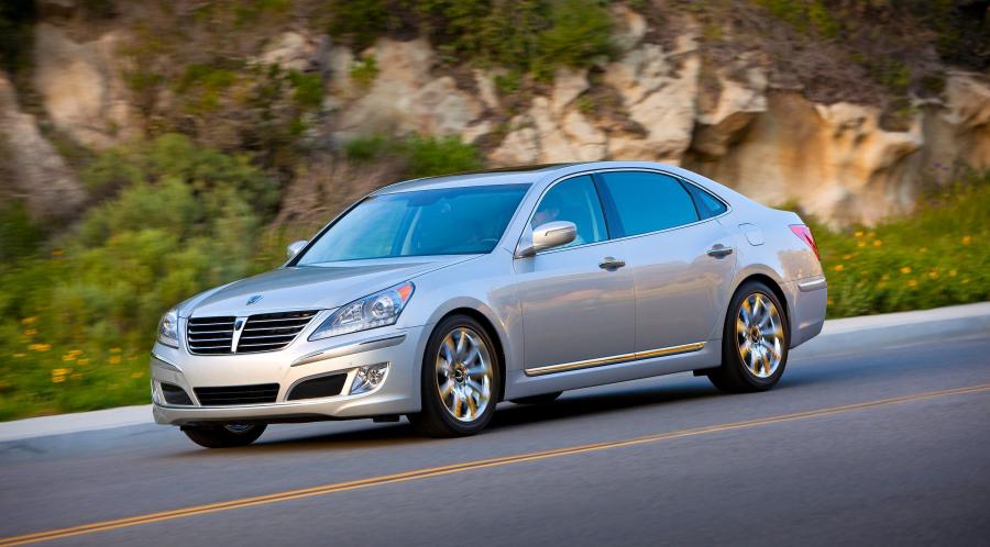  Hyundai Equus 2011 года  (фото 2 из 21)